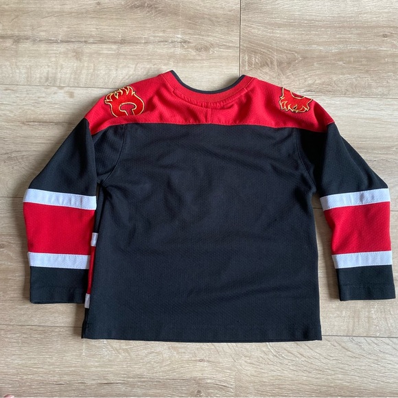 Vintage NHL Calgary Flames Jersey children’s size 5 Mighty Mac Sports - Picture 2 of 7